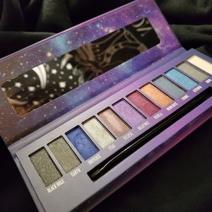 Blackheart interstellar eyeshadow palette